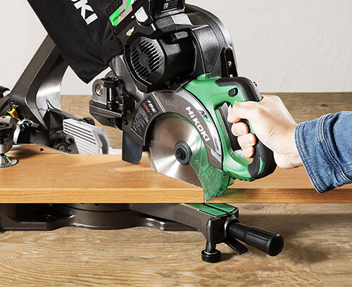 HiKOKI Cordless Table Sliding Circular Saw (C3606DRB) can cut 5-inch logs at 45°.
